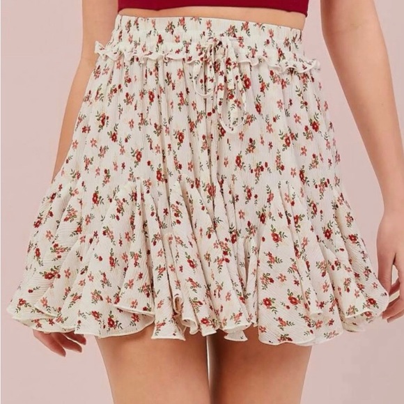SHEIN Dresses & Skirts - SHEIN Floral Skirt